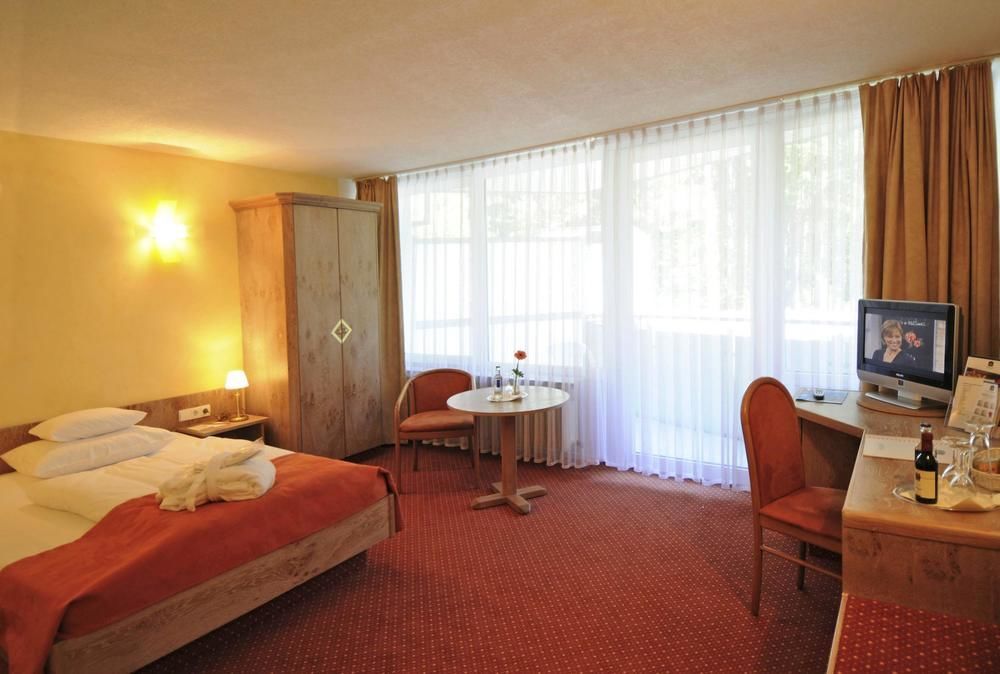 Dekra Congresshotel Wart Altensteig Buitenkant foto