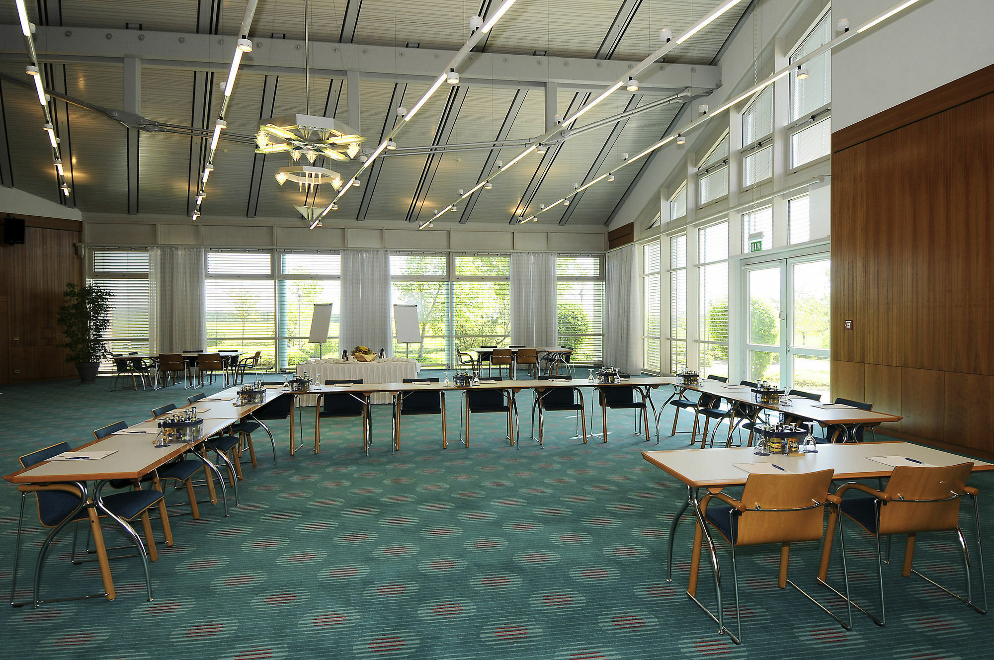 Dekra Congresshotel Wart Altensteig Buitenkant foto